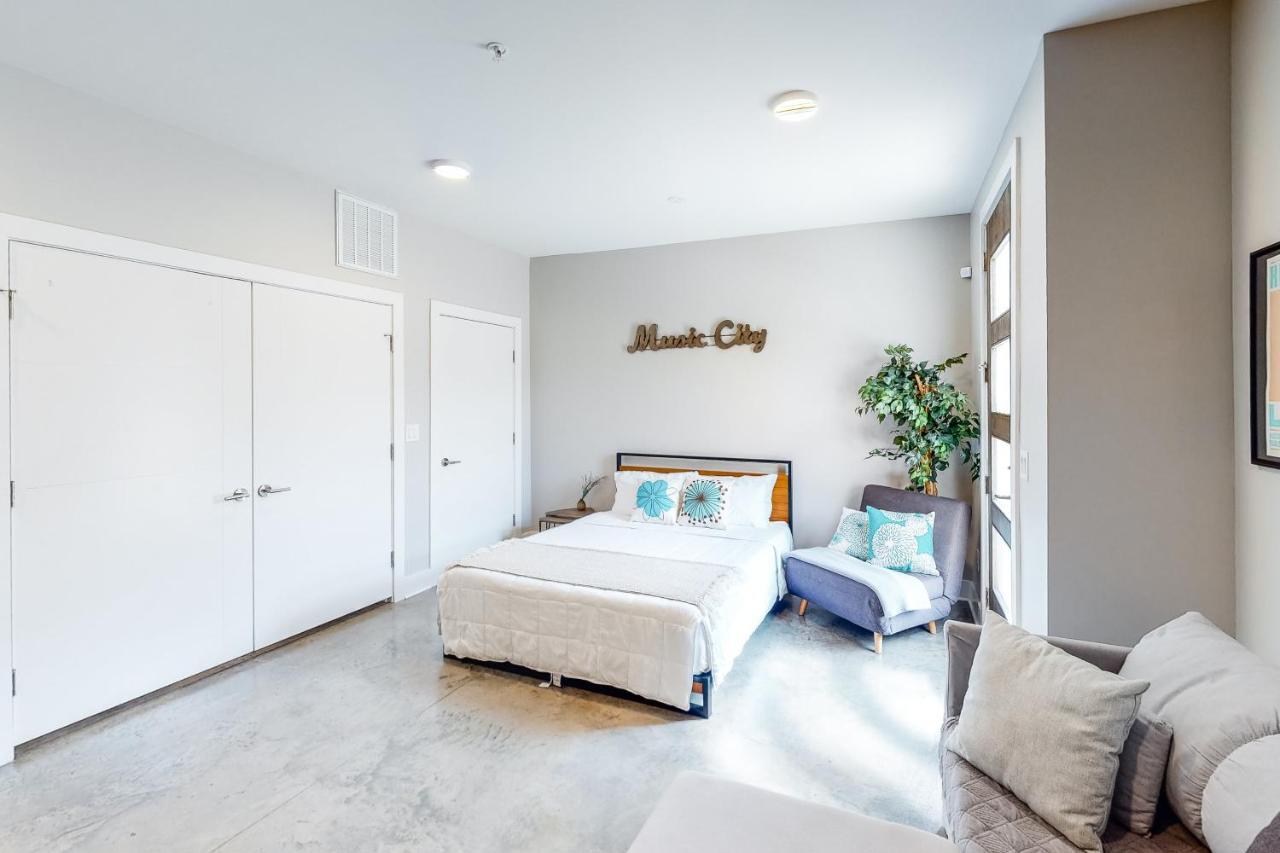 Music City Modern Apartment Нашвил Екстериор снимка