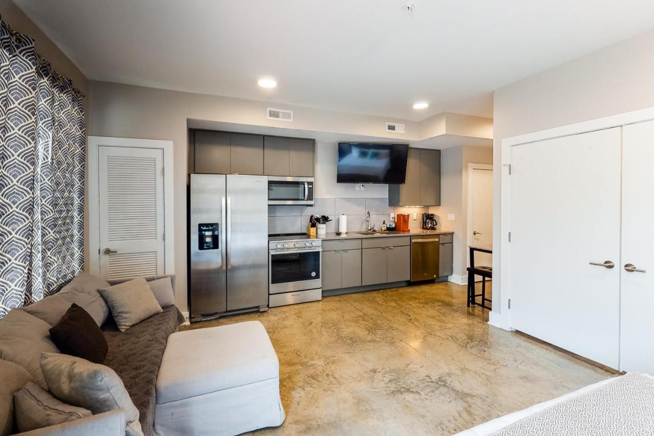 Music City Modern Apartment Нашвил Екстериор снимка